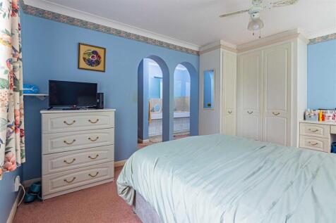 IMG_9950-HDR.jpg