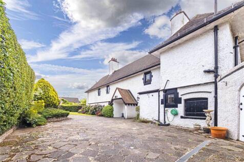 170 Merry Hill Road Side Front door 5.jpg