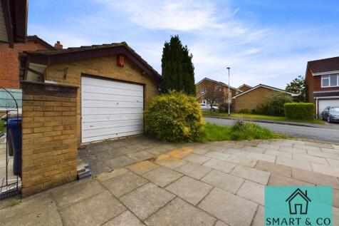 DETACHED GARAGE