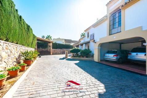 Property Image 4