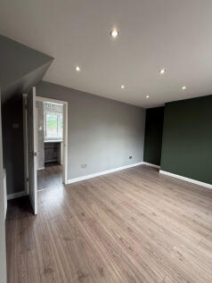 Lounge 2