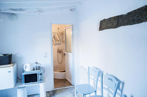 Downstairs bathroom
