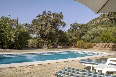 COM2507CH--pool-5