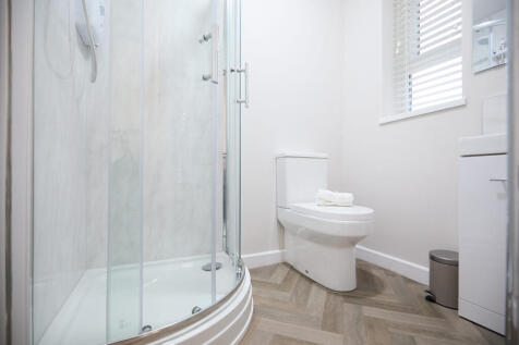 Shower Room 3
