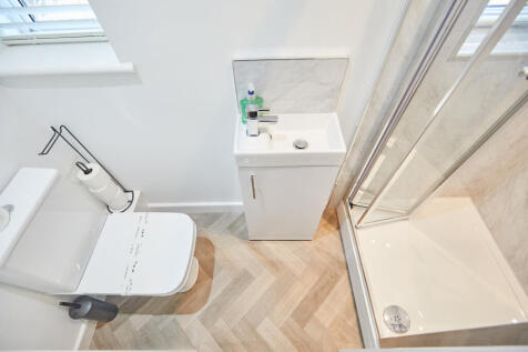 Shower Room 3