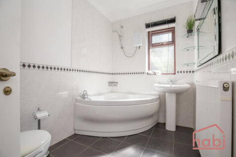 Ground floor bathroom