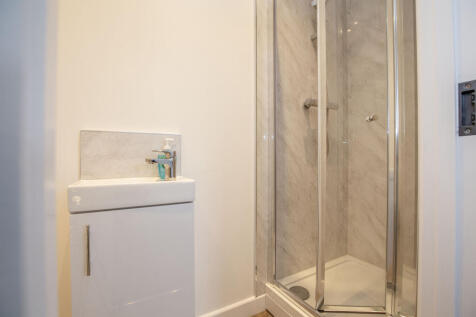En-suite to Bedroom 1