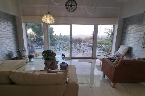 Lounge area