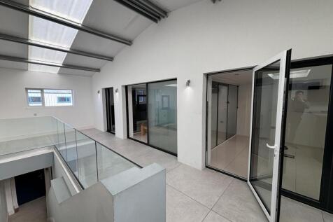 Photo 16-10-2025, 12 48 43.jpg