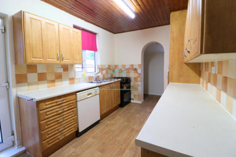 Ferrestone Kitchen 1