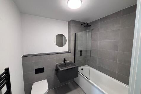 bathroom 126