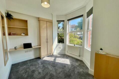 ef171dda-4c1a-49d...