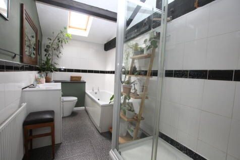 BB ANNEX BATHROOM