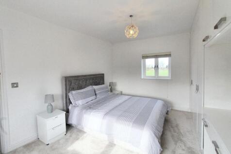 Bedroom 2.1