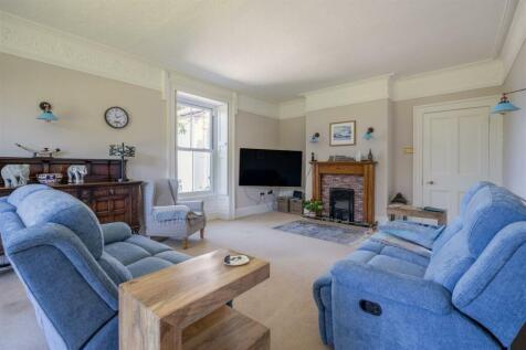 260024_33211239_I...