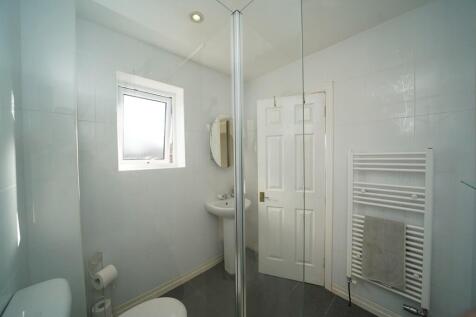 Master Ensuite