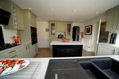 Breakfast Kitchen...