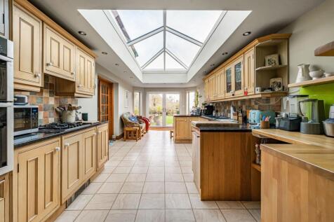 Kitchen/Sitting Room