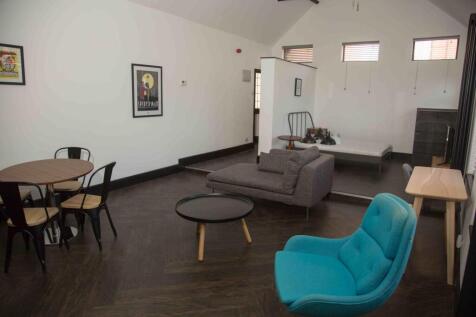 Lounge/Bedroom