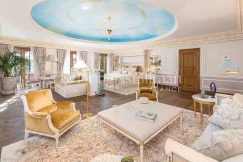 Living-room Wooden floor