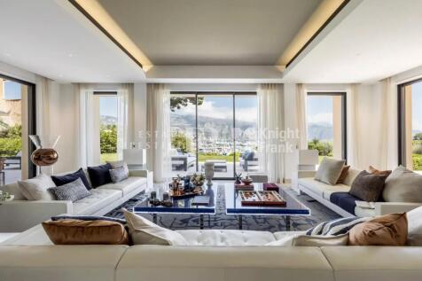 Living-room Natural light