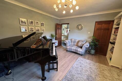 ANOTHER ROOM ASPECT