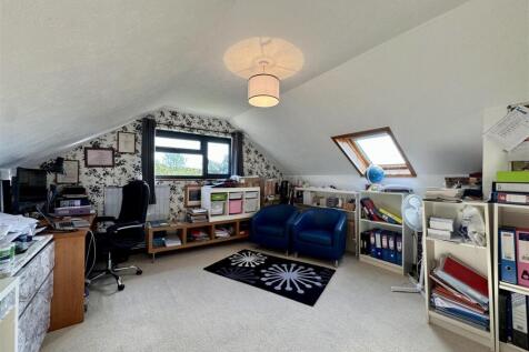 ANOTHER ROOM ASPECT