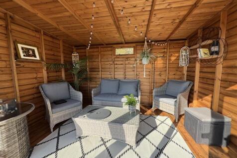 ANOTHER ROOM ASPECT