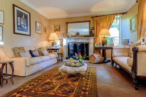 DRAWING ROOM