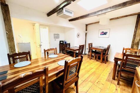 BREAKFAST ROOM