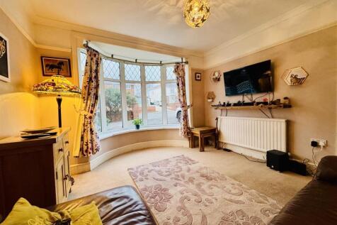 ANOTHER ROOM ASPECT