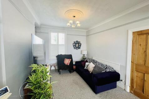 A FURTHER ROOM VIEW