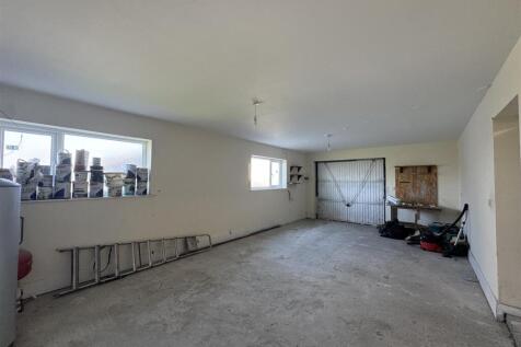 INTEGRAL GARAGE