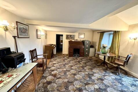 ANOTHER ROOM ASPECT