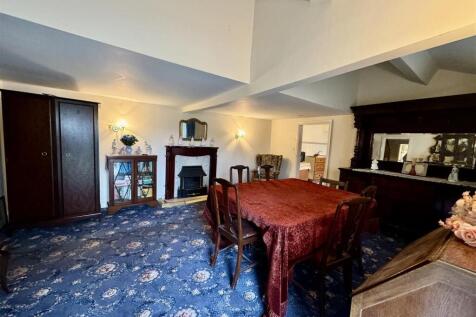 ANOTHER ROOM ASPECT