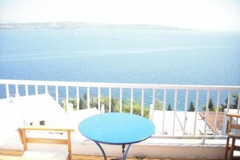 Top Balcony