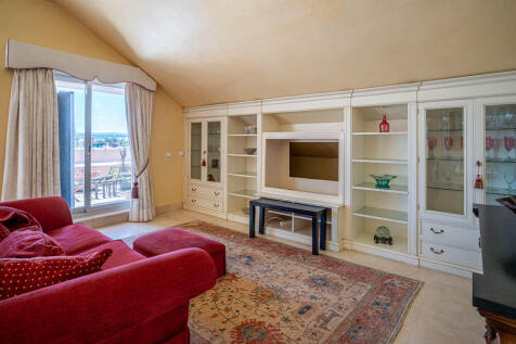 ayling-sotogrande-pe