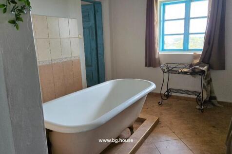 Property Image 103