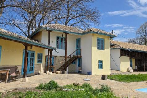 Property Image 1