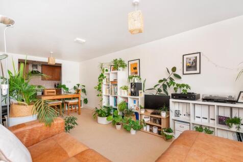 8S2CBR - LoungeDiner C.jpg