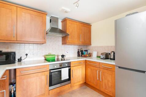 8S2CBR - Kitchen B.jpg