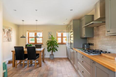 1O3GRFY - KitchenDiner C.jpg