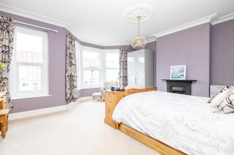 BrecknockRoad23.jpg