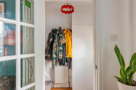 1B0R4BR - Hallway A.jpg