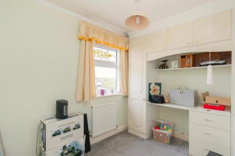 8H3RBD - Bedroom B.jpg