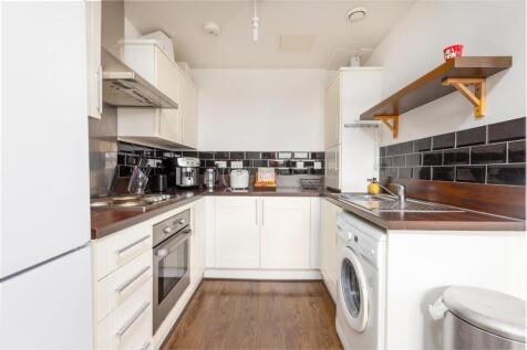 55 Weavers Mill Close, BS5-11.jpg