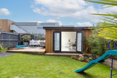 4 Maple Street, BS14-23.jpg