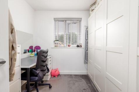 4 Maple Street, BS14-2.jpg