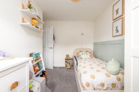 4 Maple Street, BS14-6.jpg