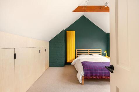 0W5AMR - Loft Bedroom D.jpg